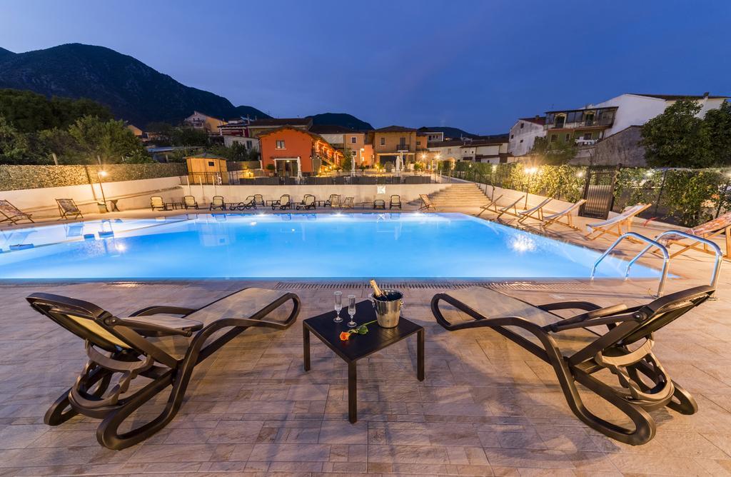 Dolce Vita Relais Сала-Консіліна Екстер'єр фото